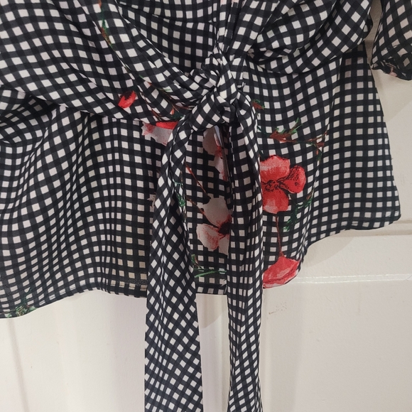 Express Checkered and Floral Tie At Waist Wide Sleeve Size‎ Small - Picture 4 of 8